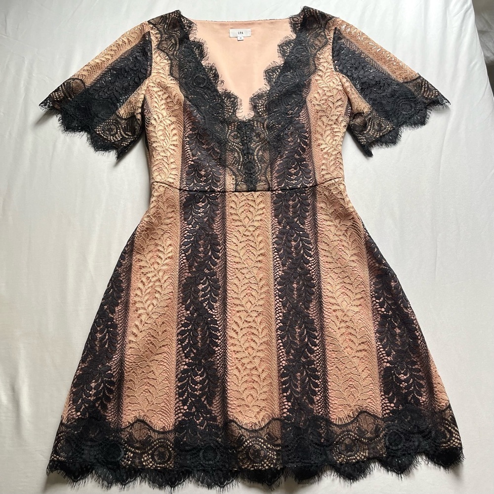 LPA rose pink black lace v neck short sleeve mini dress‎